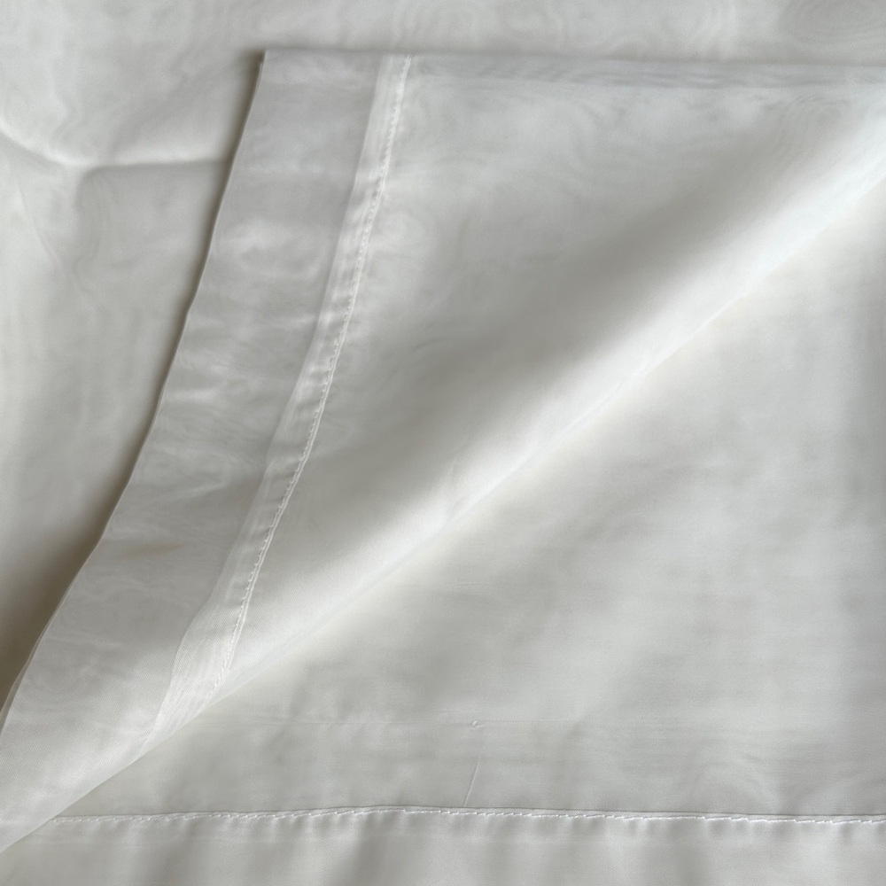 Set of 2 Sheer Curtains